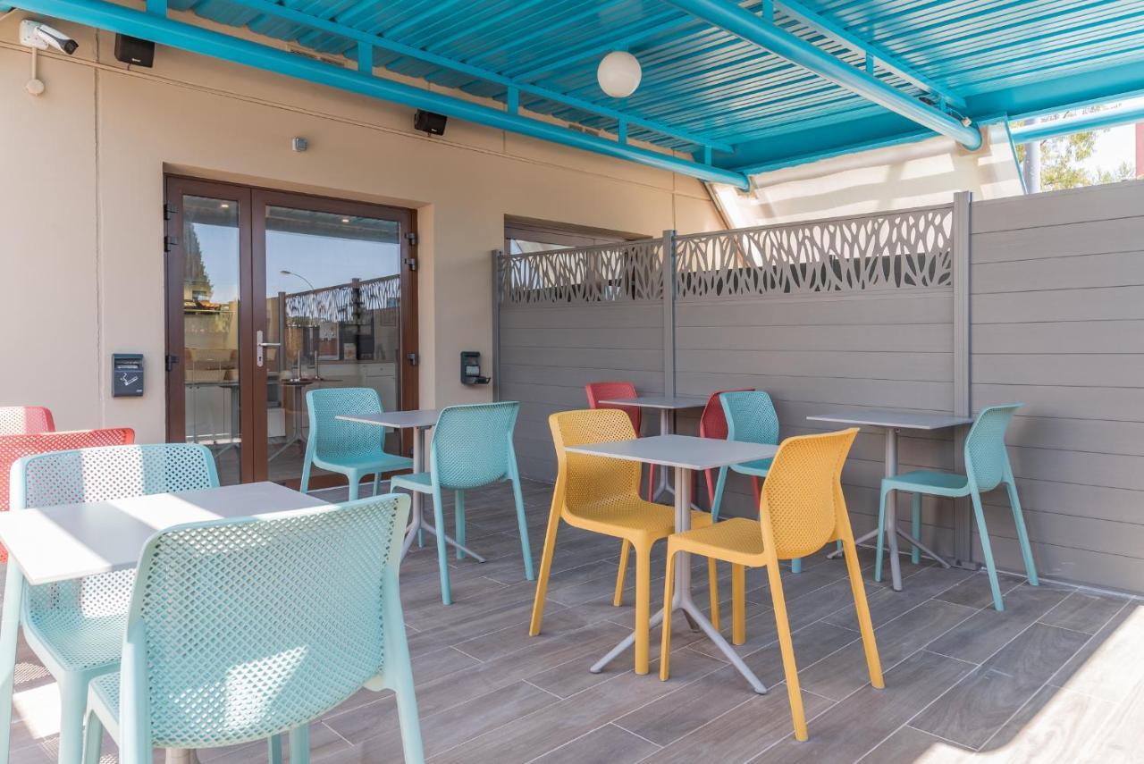 Kyriad Direct Toulon Ouest - La Seyne Sur Mer Exteriör bild