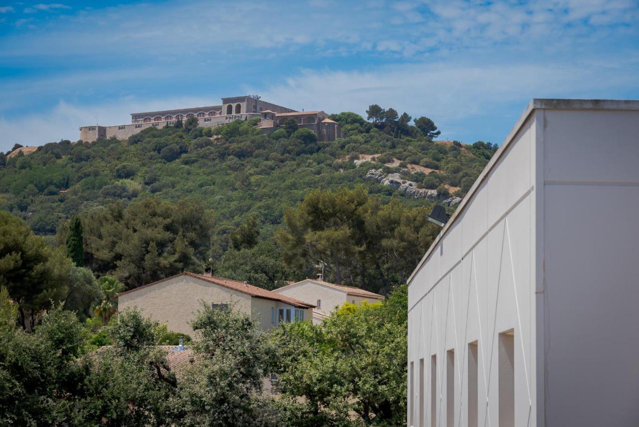 Kyriad Direct Toulon Ouest - La Seyne Sur Mer Exteriör bild