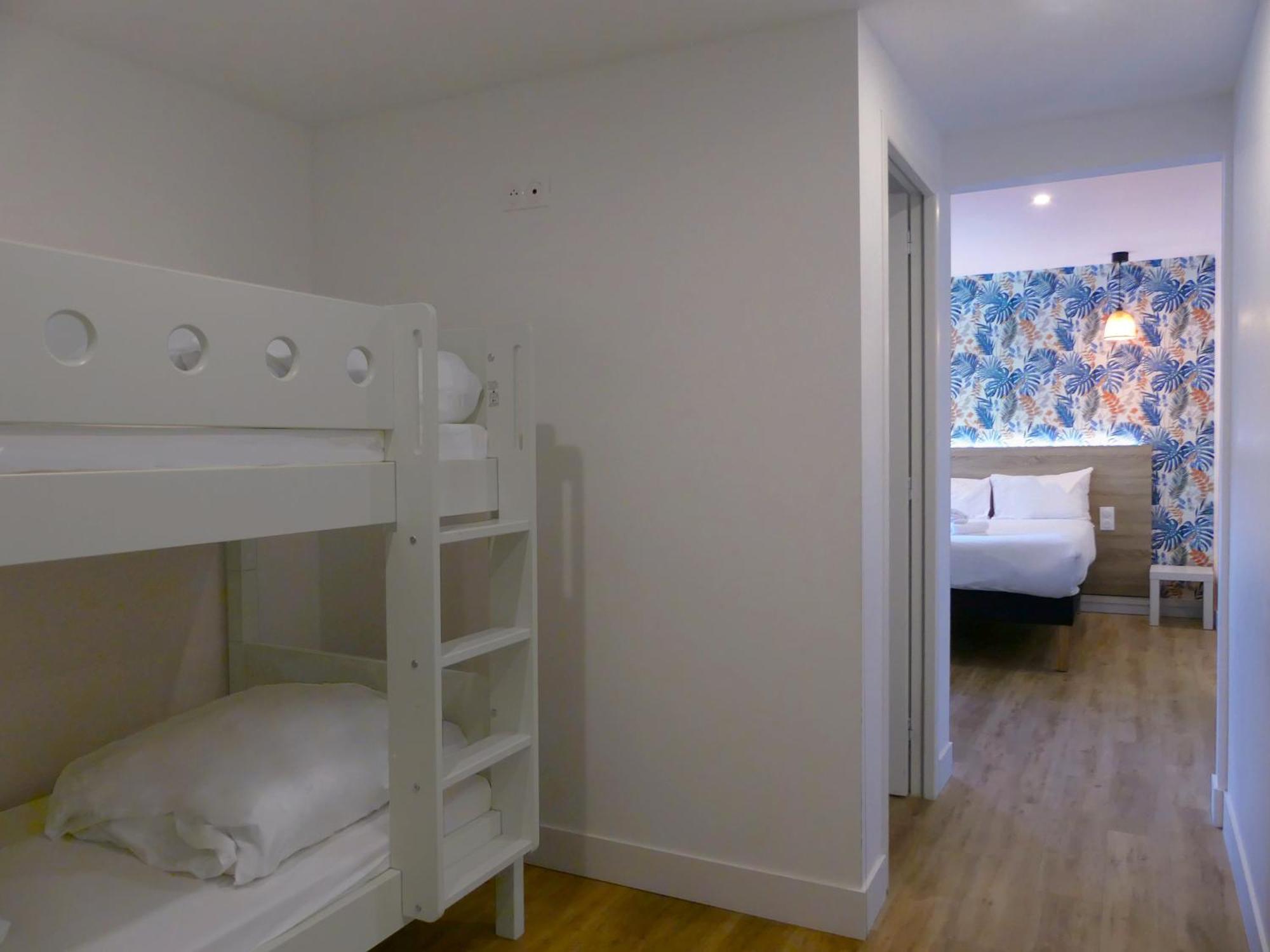 Kyriad Direct Toulon Ouest - La Seyne Sur Mer Exteriör bild